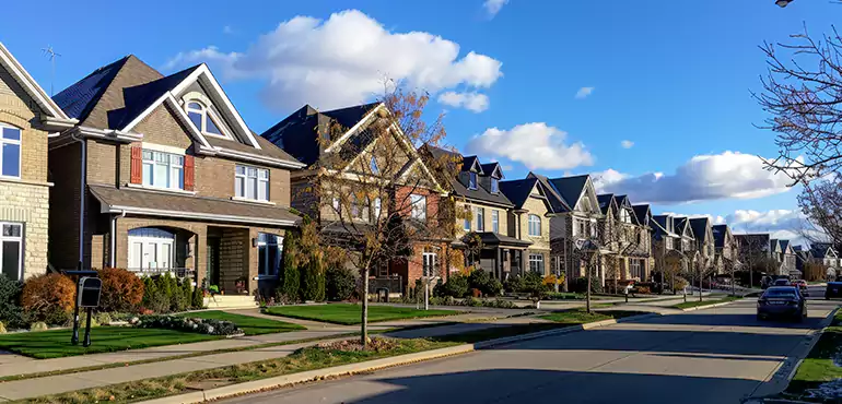 Why Choose Us for Selling Your Foreclosed House in Maine, ME?